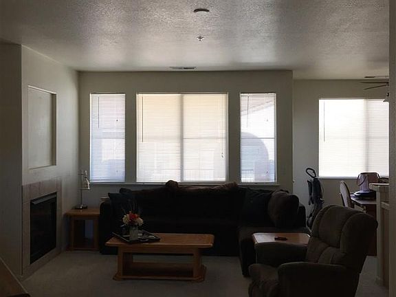 3rd image of 6080 Ingleston Dr #1023