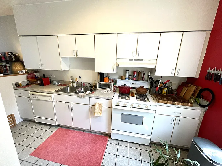 1451 W Huron St #CH — Photo 14