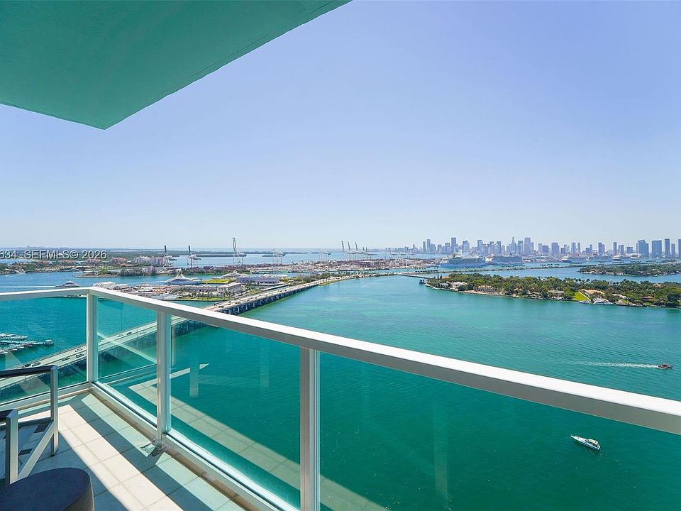 1st image of 650 West Ave #Penthouse 09