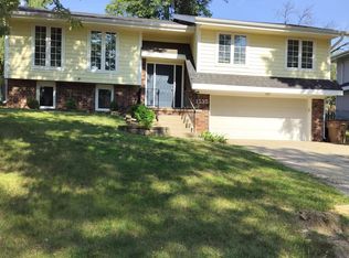 1535 NW 104th St, Clive, IA 50325