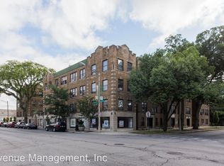 952 S Oak Park Ave APT 17, Oak Park, IL 60304