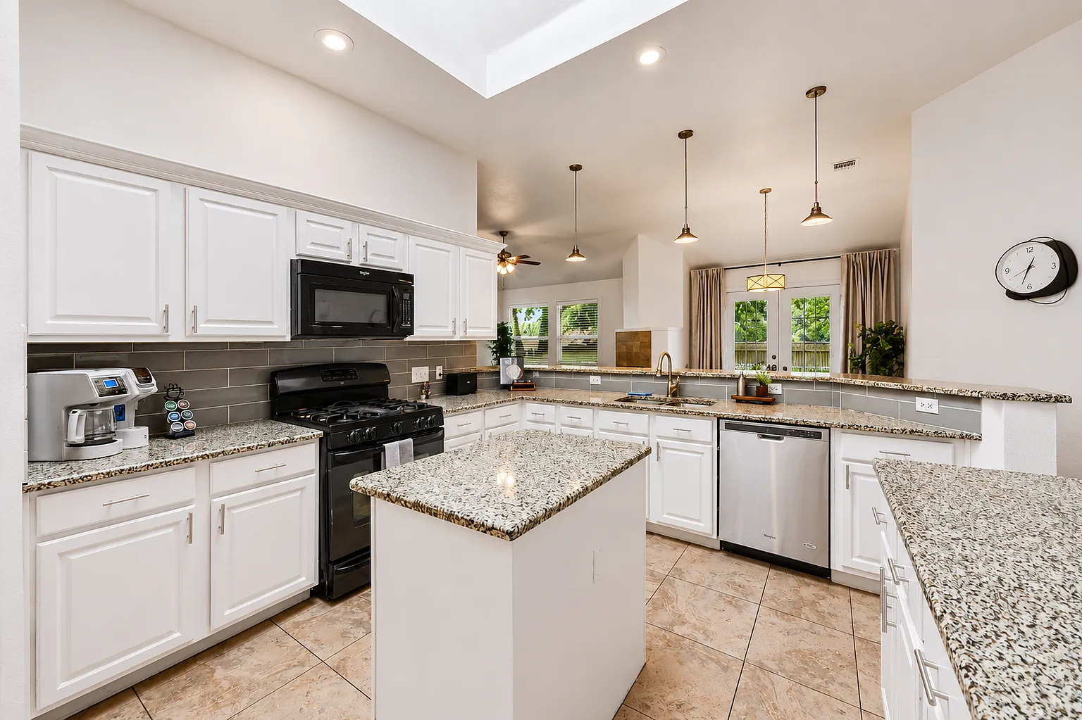 1109 Briargate Dr — Photo 3