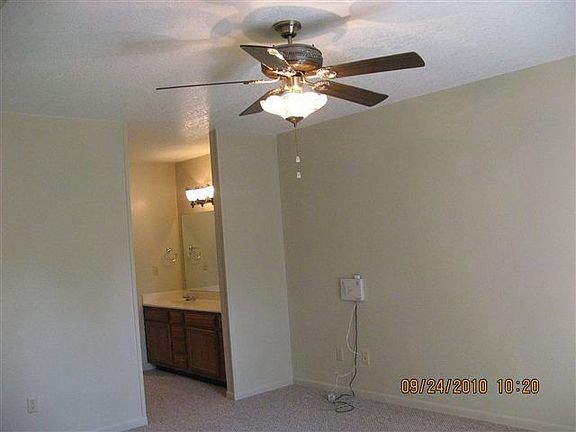 4th image of 4521 Briarwood Ln