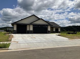 1309 Academy DRIVE, Holmen, WI 54636