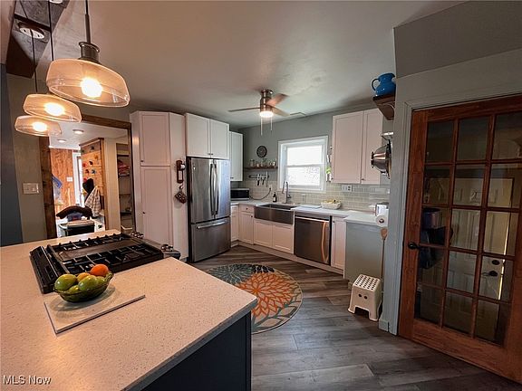 4th image of 3528 Brightway St