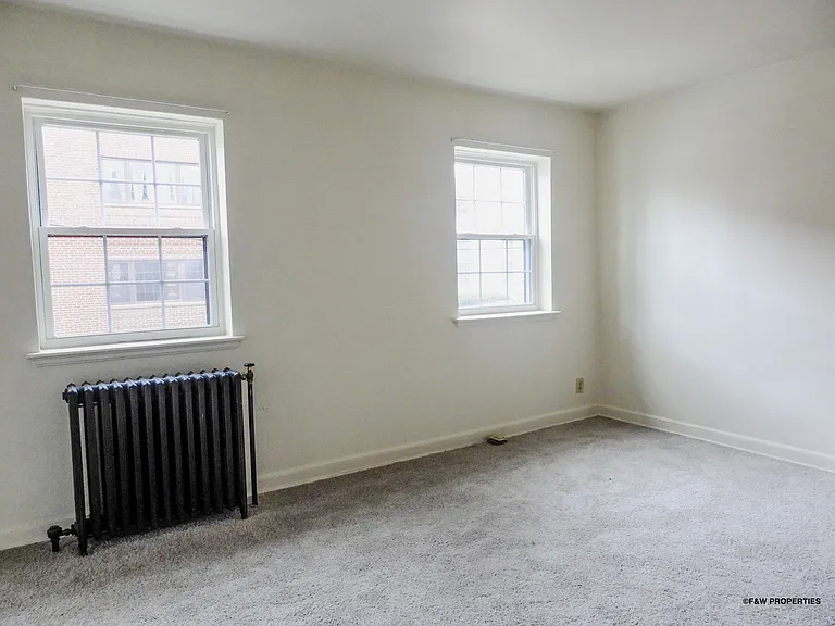 775 E. Broad St — Photo 36