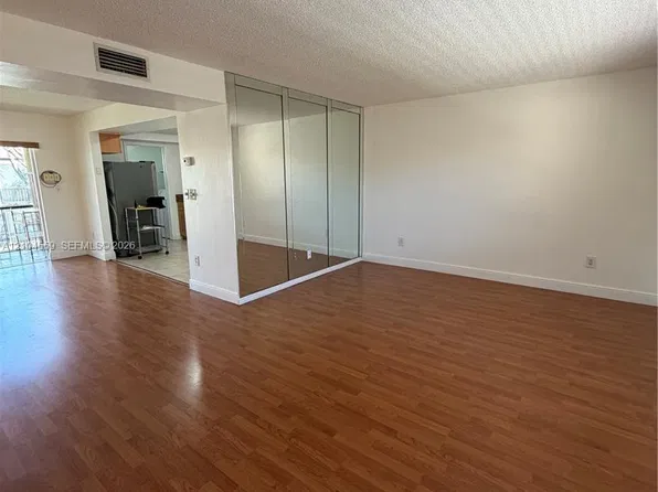 8401 SW 107th Ave, Miami, FL