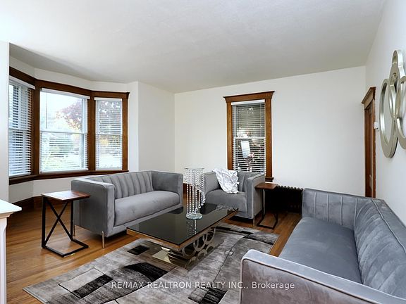 5th image of 20 Reuben St #18