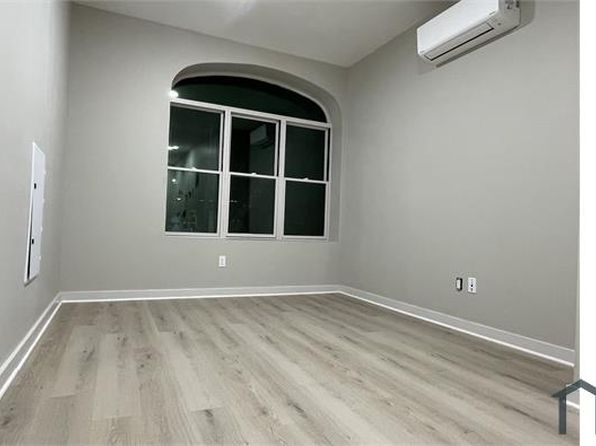 2425 Prospect Ave #2A