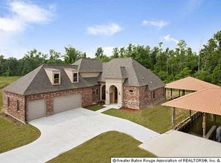 11859 River Highlands Dr, Saint Amant, LA 70774