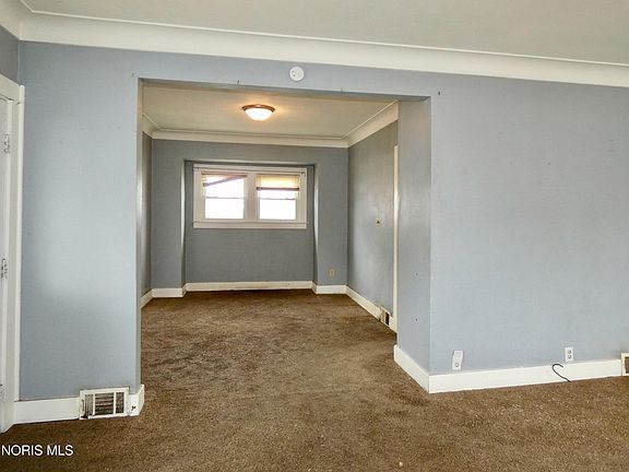 4th image of 1546 Gould Rd