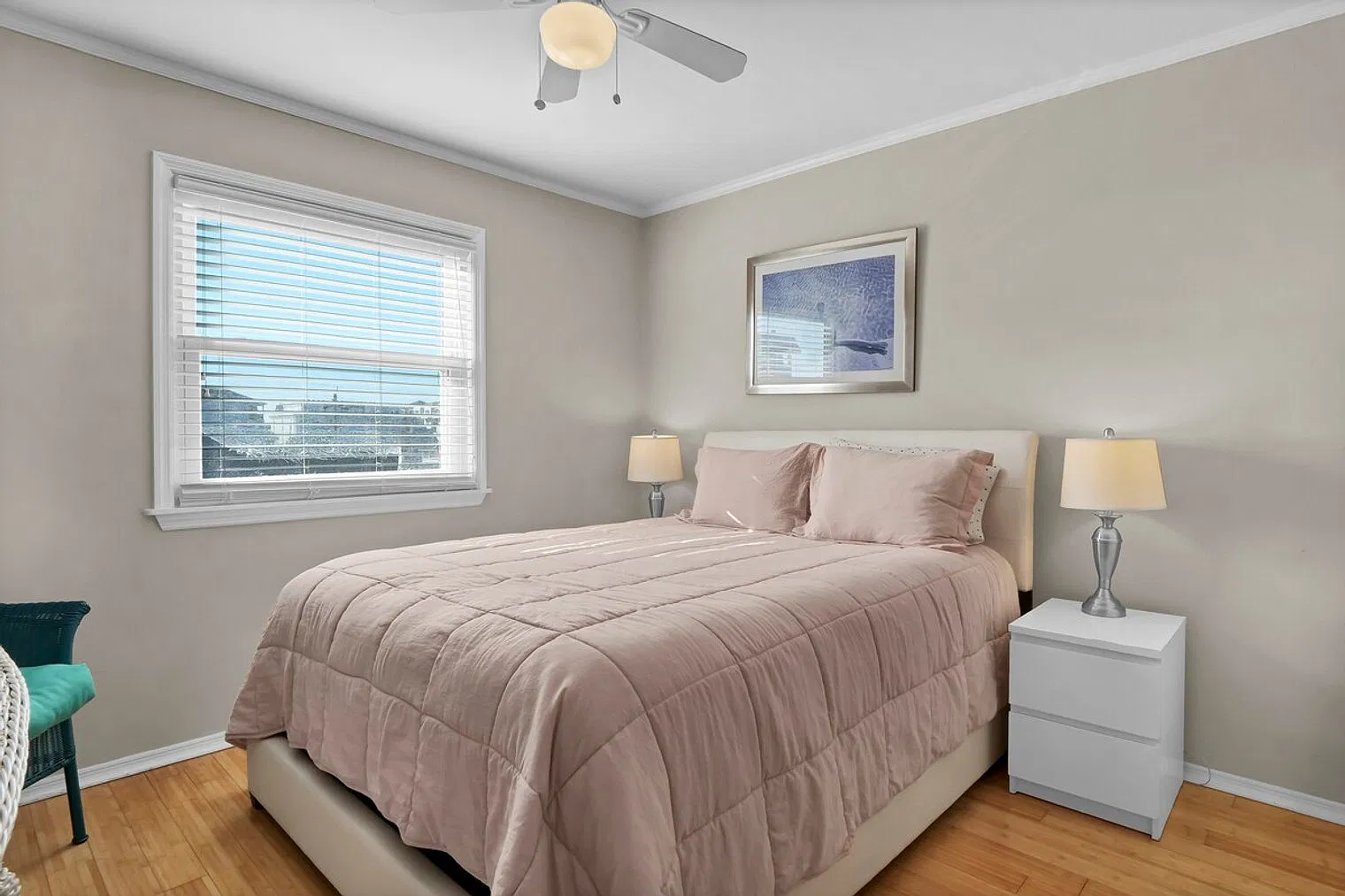 2 bed, 2.0 bath, 9149 sqft, $3,201 — Photo 4