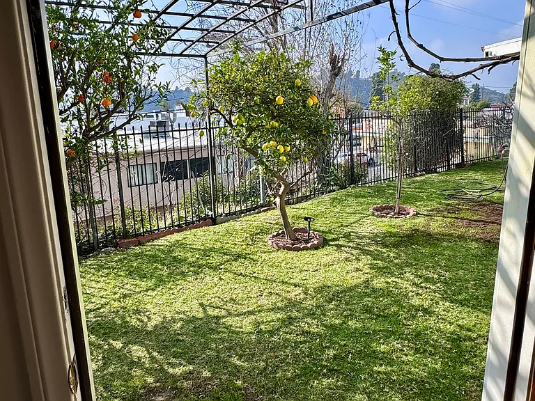 4022 Vista Ct #GUEST HOUSE — Photo 3