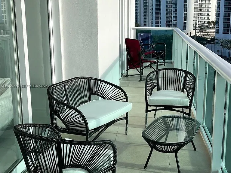 100 Bayview Dr #1006 — Photo 23