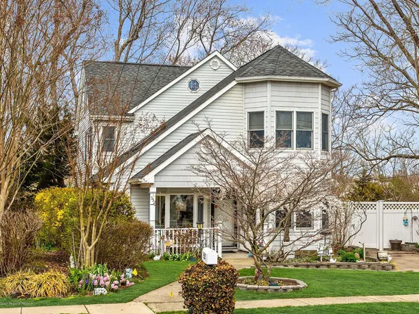 552 Prospect Ave, Spring Lake Heights, NJ 07762