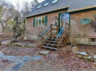 62 Springfield Ave, Oak Bluffs, MA 02557