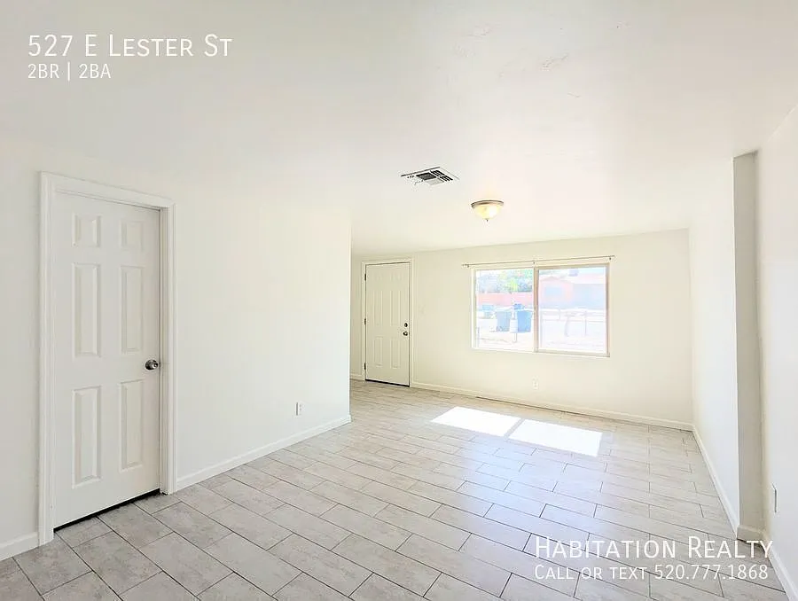 Beautifully remodeled 2bed/2bath, near U of A, PCC & Banner! — Photo 4