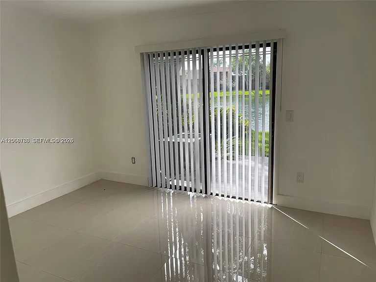 4157 SW 85th Ave #3 — Photo 8