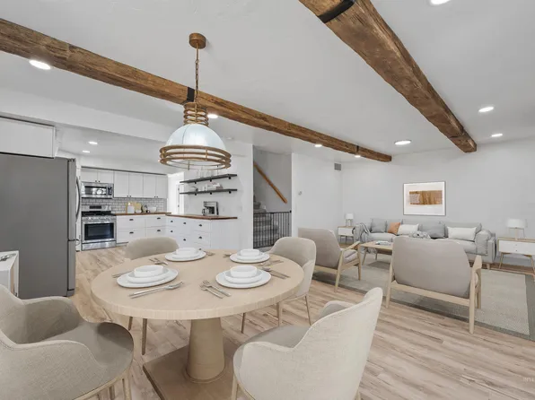 489 W 45 N, Burley, ID 83318