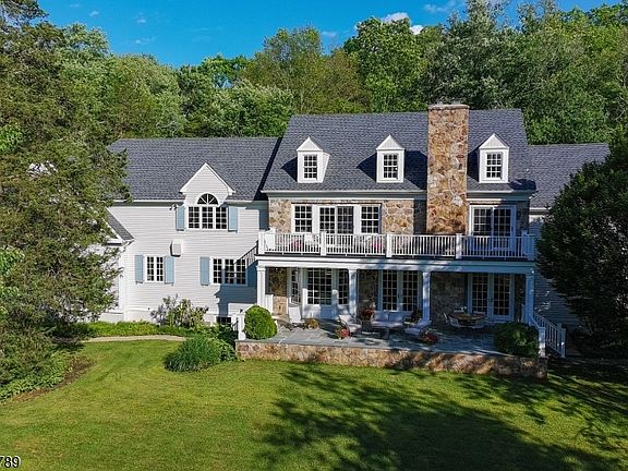 2nd image of 98 Spring Hollow Road
