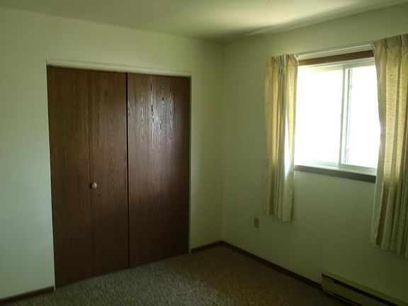 4th image of 1939 S 7th St W APT A