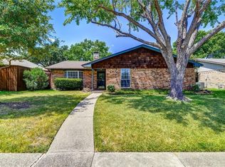 221 Glenwood Dr, Coppell, TX 75019