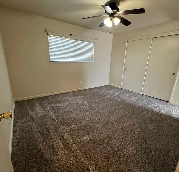 1823 W Whitendale Ave — Photo 13
