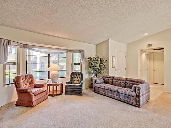 5th image of 20242 N Broken Arrow Dr