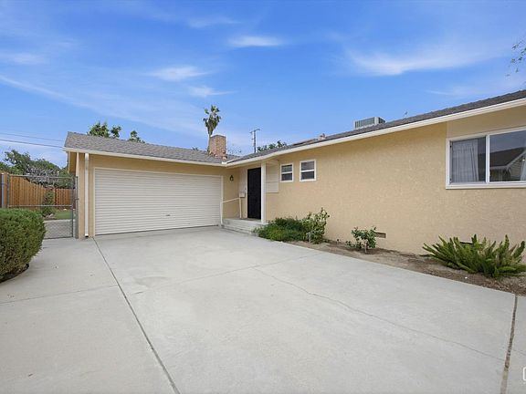 4th image of 1708 Anita Ln
