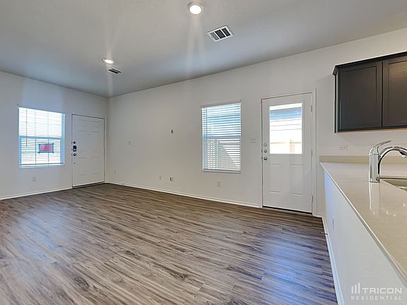 4th image of 1210 Cattail Ln