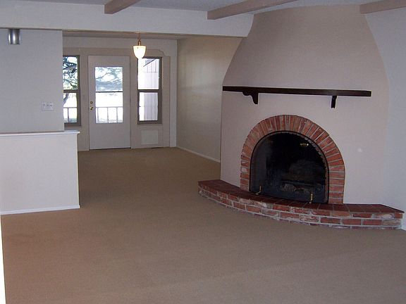 Greatroom with stunning fireplace.