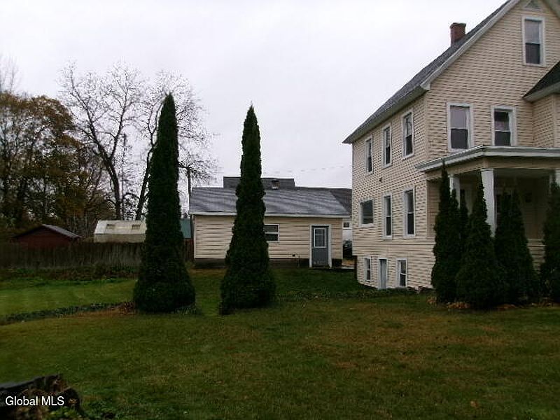 3rd image of 1 2nd Avenue