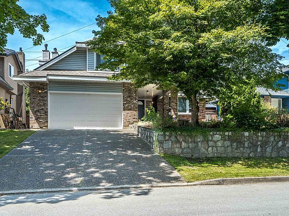 3rd image of 2577 Stoney Creek Pl