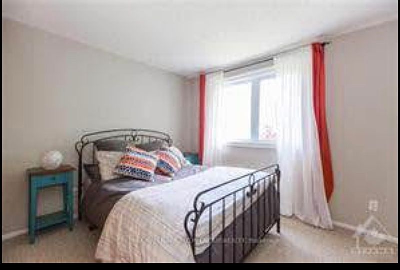 Ottawa House for rent - 3 Bedrooms — photo 5