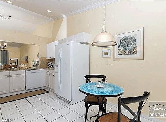 4th image of 8043 San Vista Cir