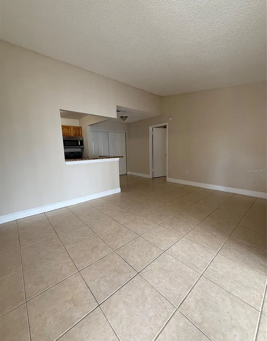 2 bed, 2.0 bath, 910 sqft, $1,450 — Photo 3