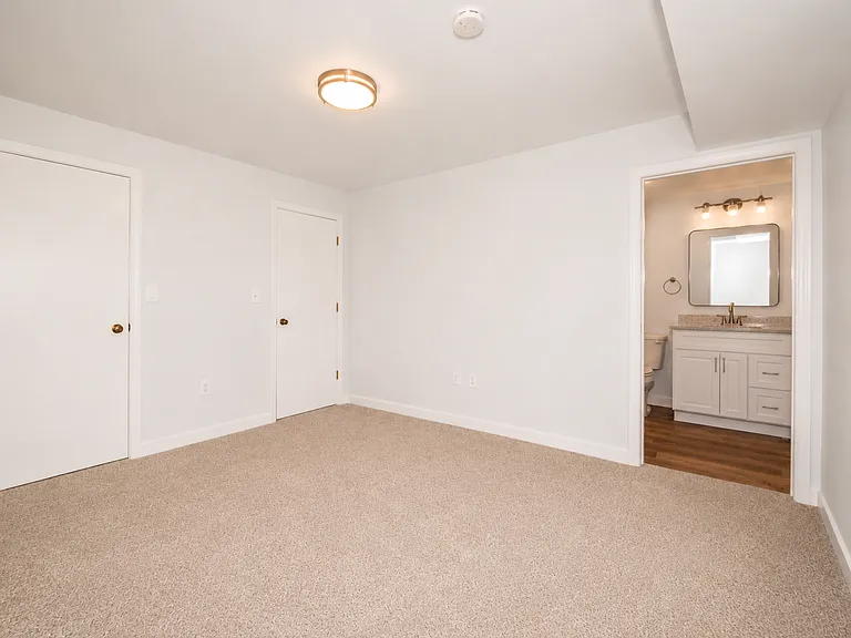 31 Hart Rd #2 — Photo 6