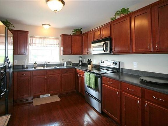 4th image of 3012 Orinoco Ln
