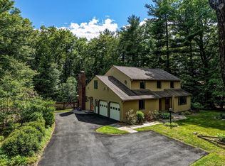 43 Aubinwood Rd, Amherst, MA 01002