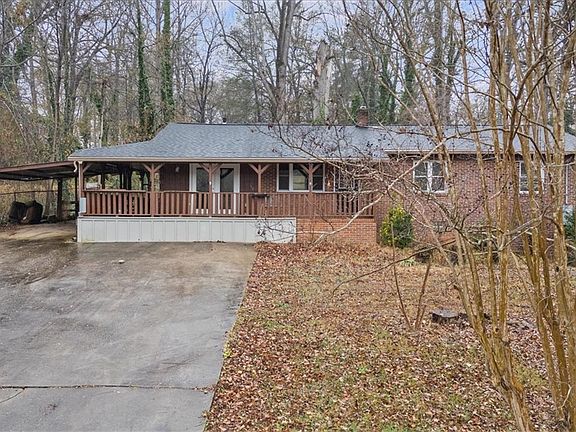 2nd image of 108 Linda Ln
