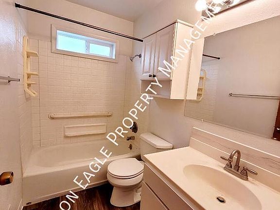 5th image of 2104 N Bryson Rd
