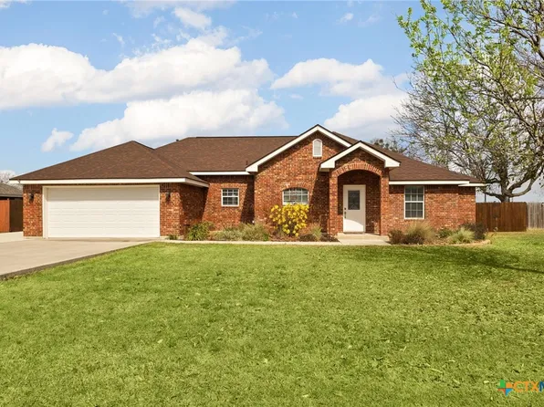 1456 Prairie Rose, Seguin, TX 78155