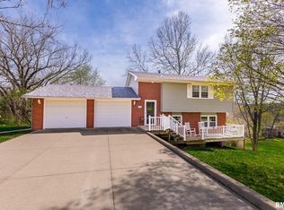 6202 92nd Ave W, Taylor Ridge, IL 61284