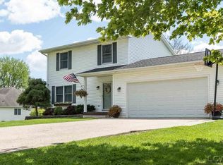 2421 Woodlawn Ln, Adrian, MI 49221
