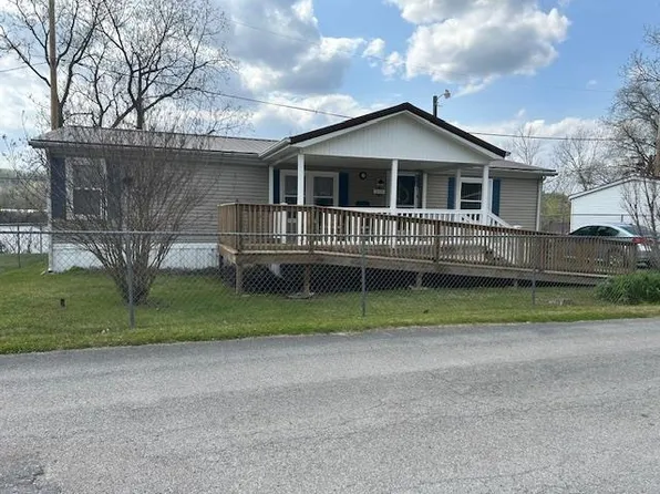 112 Riverview Manor Dr, Lesage, WV 25537