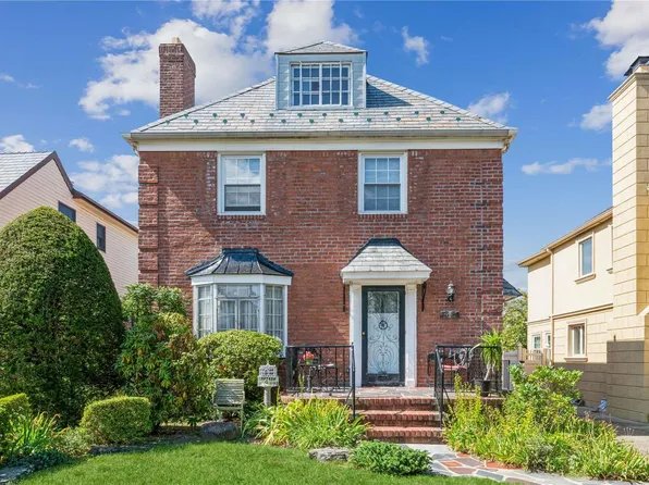 75-24 181 Street, Fresh Meadows, NY 11366