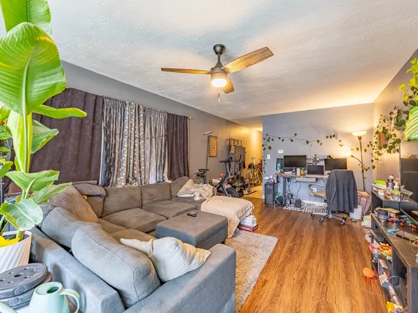 1008 W Washington Blvd APT 5, Oak Park, IL 60302