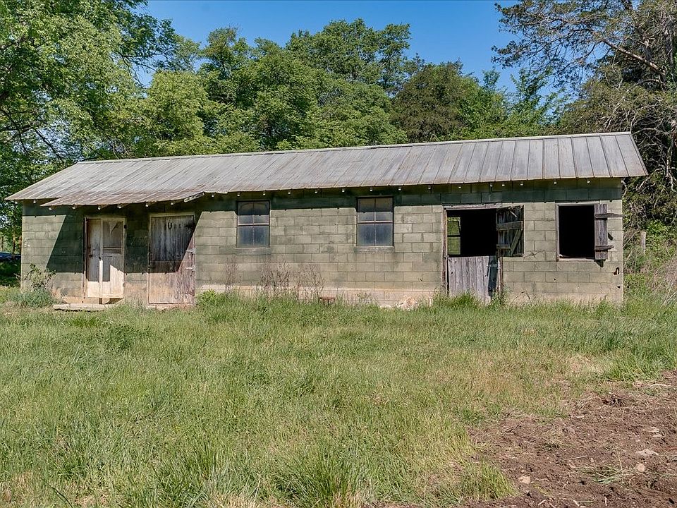 28th image of 7480 Beech Hill Rd