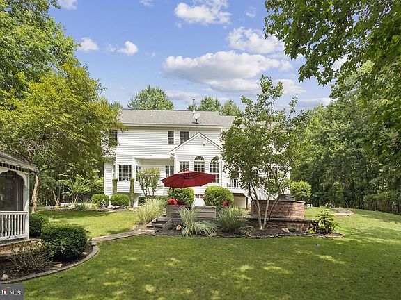 2nd image of 45 Saint Marys Ln