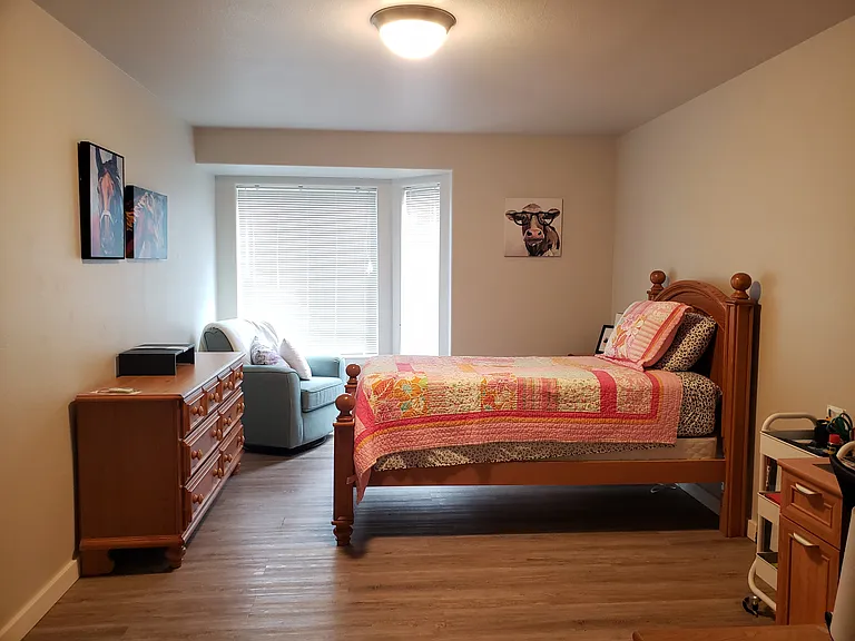 3018 W Villard St #3C — Photo 4